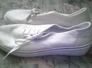 Grajewo ogłoszenia: sprzedam obuwie czarne rozmiar40 biale 41-cena d/u - zdjęcie